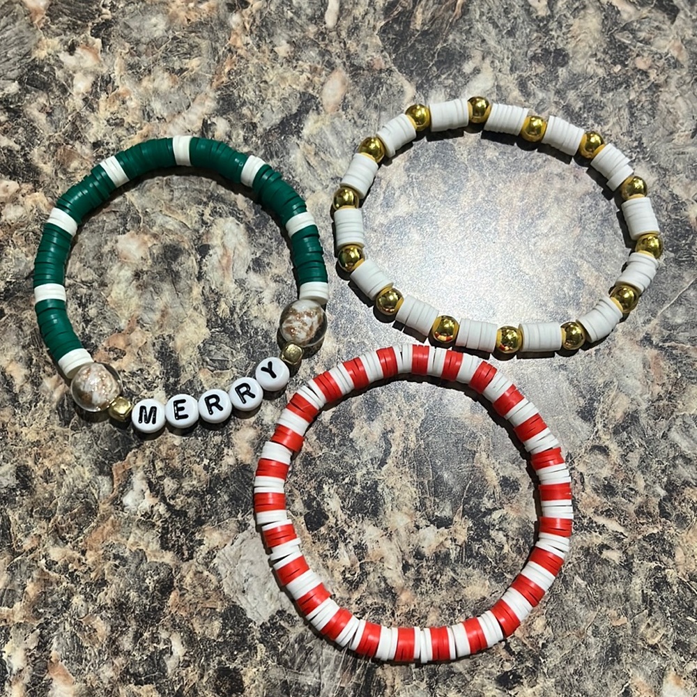 “MERRY” Bracelet Set
